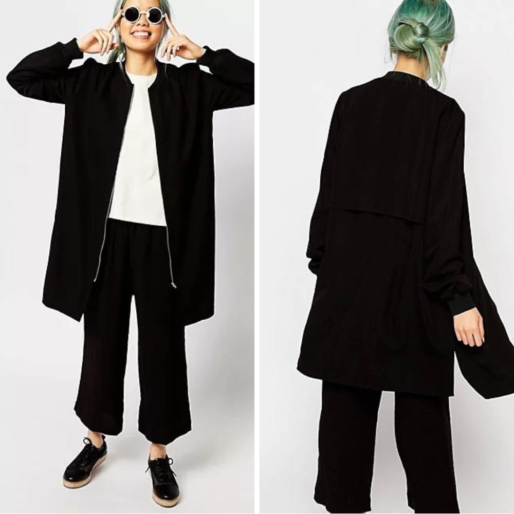 Monki longline bomber light coat zip up flowing jacket 🖤 black 🖤 size small 🖤